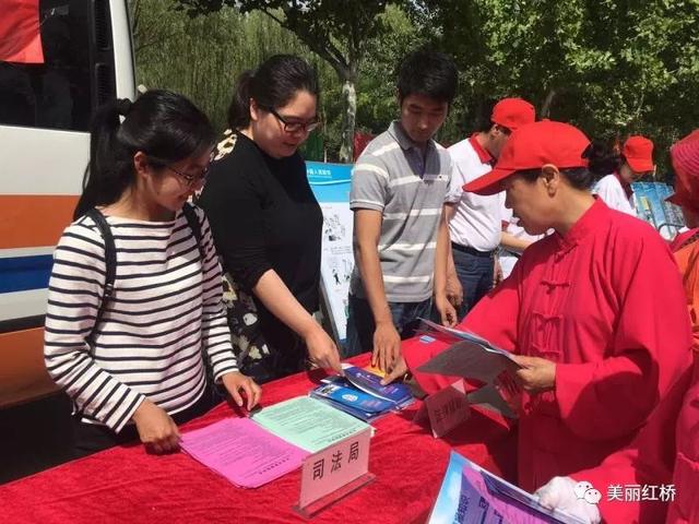 天不仅有百花齐放,更有温暖人心的志愿服务项