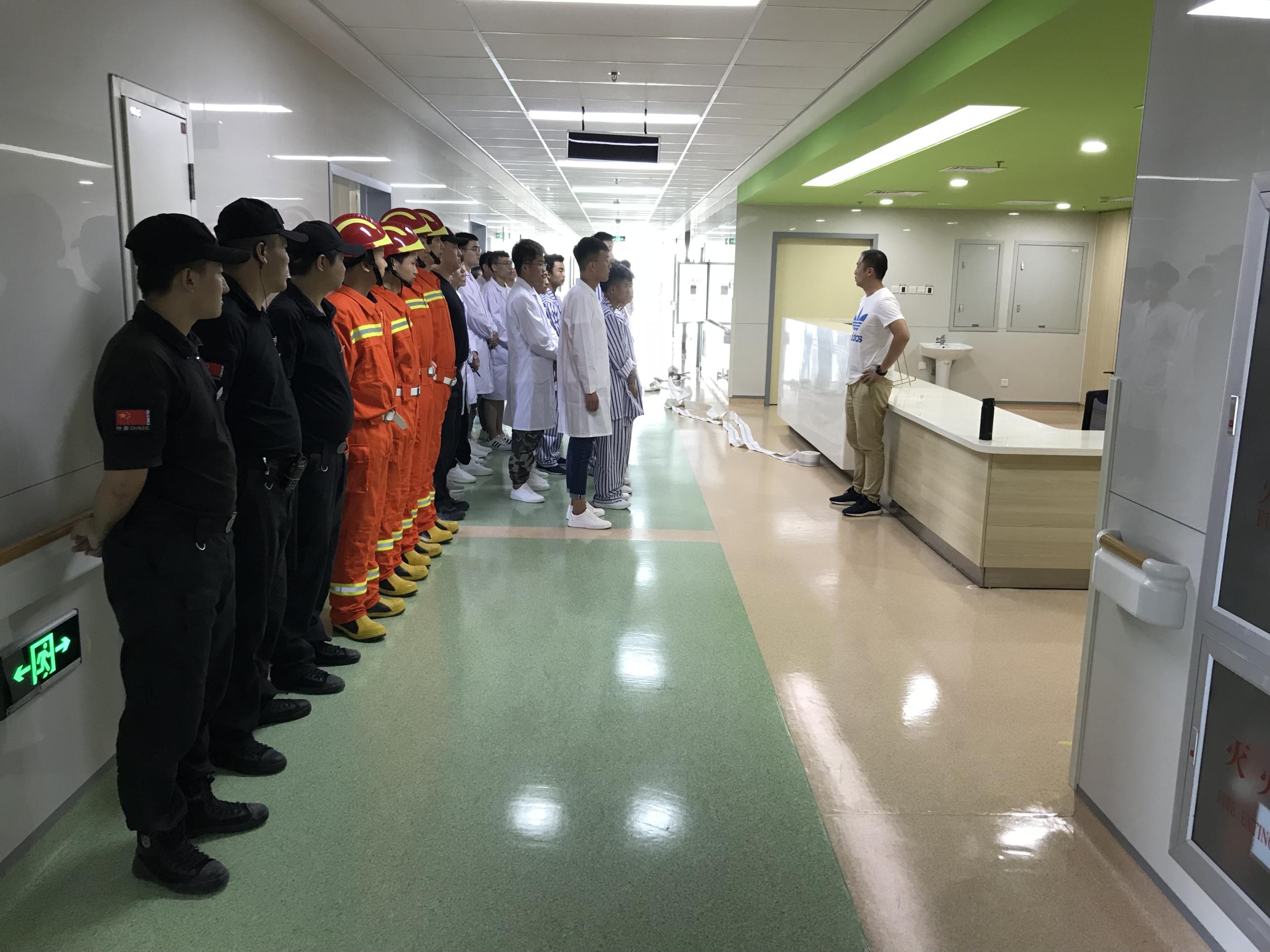 保卫科、护理部联合开展安全演练