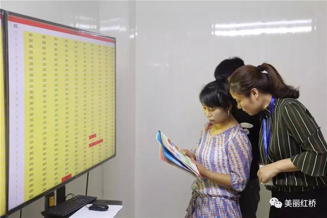 确定这幸福眼神,“渔村”居民今圆新房梦
