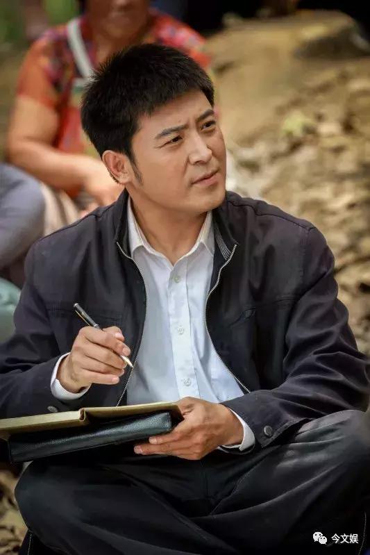 央视春晚上的小保安孙涛“转行”了,听说他要带头去“反腐”