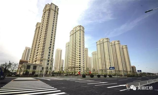 “改革开放四十年”红桥巨变谱新篇