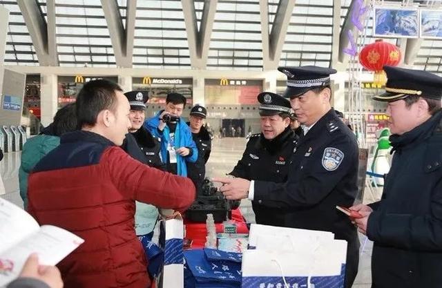 “警民牵手110共创平安迎大庆”——第33个110宣传日,如约而至~