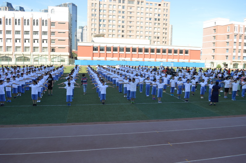 丹桂飘香,花开有序 ——天津市双菱中学开学工作侧记