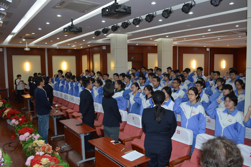 天津市双菱中学举行高三年级"百日誓师"大会